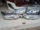 Toyota Axio 165 596 Head light