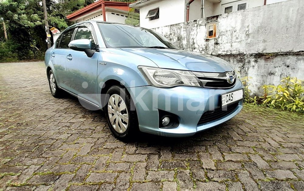 Toyota Axio Hybrid Car Rent in Maharagama | ikman