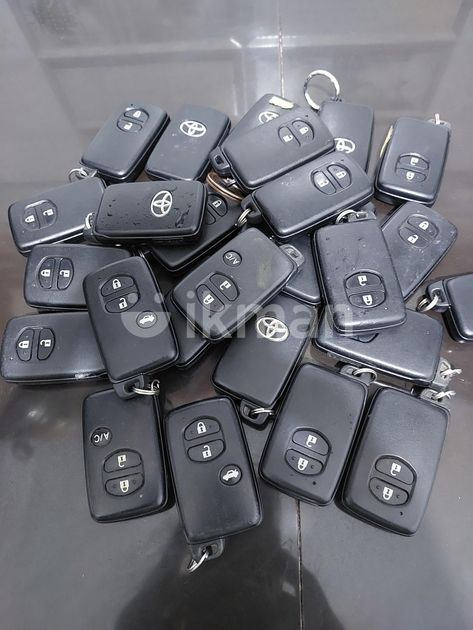 Toyota Axio Smart Key for Sale in Colombo 10 | ikman