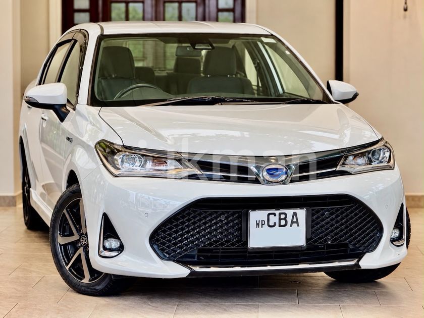 Toyota Axio WXB 2019 for Sale in Pannipitiya | ikman