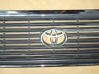 TOYOTA CELSIOUR UCF20 RADIATOR GRILL