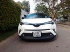 Toyota CHR NGX 10 2018