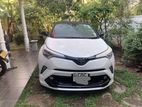 Toyota CHR NGX 10 2018