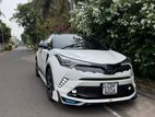Toyota CHR NGX 10 2018