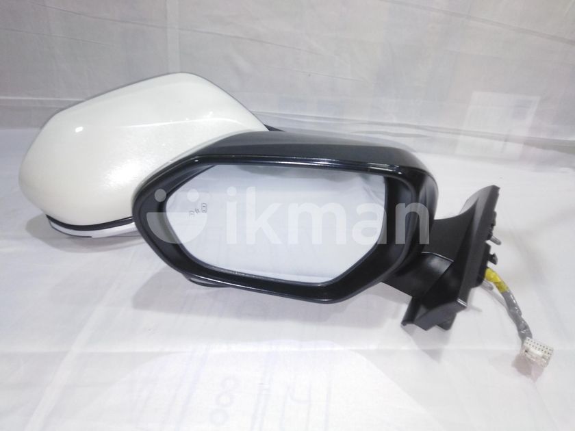 Toyota CHR Side Mirror in Colombo 10 ikman