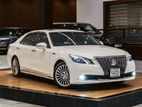 Toyota Crown MAJESTA 3.5L 2014