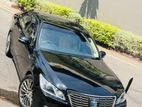 Toyota Crown Royal Saloon 2015