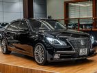 Toyota Crown Royal Saloon 2016