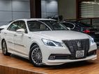 Toyota Crown ROYAL SALOON 2020