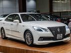 Toyota Crown ROYAL SALOON 2020