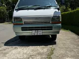 Toyota Dolphin LH113 1991