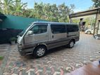 Toyota Dolphin Super GL 2002
