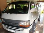 Toyota Dolphin TRH 102 Petrol 2003