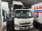 Toyota Dyna 2017