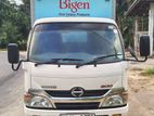Toyota Dyna Hino 300 2016