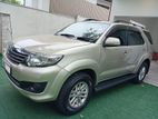 Toyota Fortuner 2012