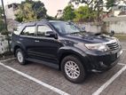 Toyota Fortuner 2013