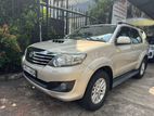 Toyota Fortuner 2013