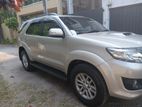Toyota Fortuner 2013