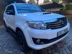 Toyota Fortuner 2013