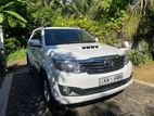Toyota Fortuner 2013