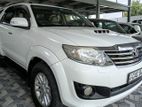 Toyota Fortuner 2014