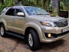 Toyota Fortuner Diesel-4wd-auto-7str 2013