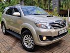 Toyota Fortuner Diesel -7 Seater 4WD 2013