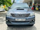 Toyota Fortuner DISEL FULLY LORDED 2013