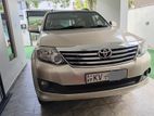 Toyota Fortuner Petrol 2012