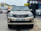 Toyota Fortuner Petrol 2012