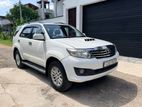 Toyota Fortuner V 2014