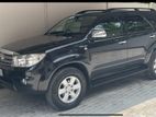 Toyota Fortuner V Grade 2.7 Turbo 2010