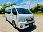 Toyota GDH 233 HIACE 2026