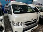 Toyota GDH223 HIACE GL 2023
