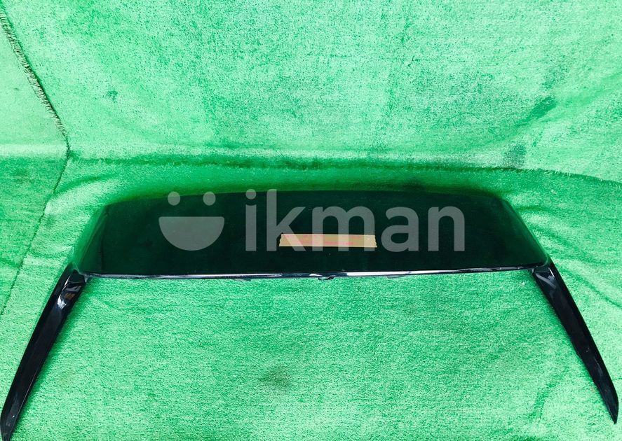 Toyota Harrier Spoiler in Kotte ikman