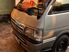 Toyota Hiace 2003