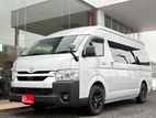Toyota Hiace commuter 2024