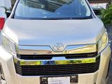 Toyota Hiace Flat Roof 2026