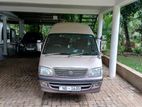 Toyota Hiace Grand Cabin KZH120 2003