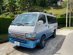 Toyota Hiace LH102 1989