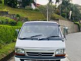 Toyota Hiace LH102 1992