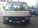 Toyota Hiace 1987