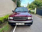 Toyota Hilux 166 2 Wd Cab Ln145 2004