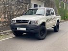 Toyota Hilux 166 3L Manual PA-X 2005