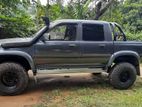 Toyota Hilux 2005 සඳහා Leasing 85% ක් දිවයිනේ අඩුම පොලියට වසර 7කින්