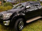 Toyota Hilux 2011