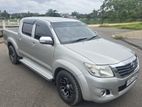 Toyota Hilux 2011