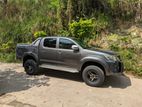 Toyota Hilux 2014 for Rent