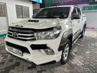 Toyota Hilux 2016